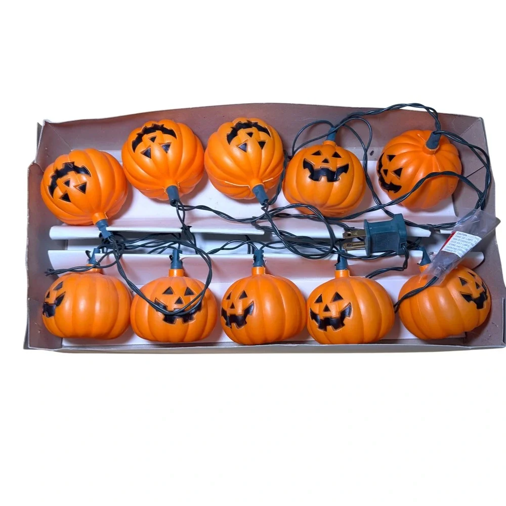 Vintage 1991 Party Fun Pumpkin Light Set Halloween String 10 Retro Blow Mold